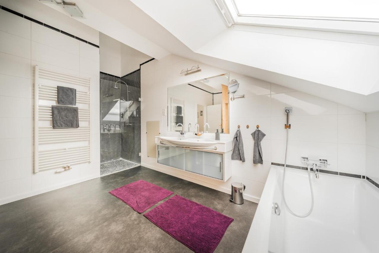 Penthouse Apartment - Sauna - Terrasse - Kamin - Ac Wina Bagian luar foto